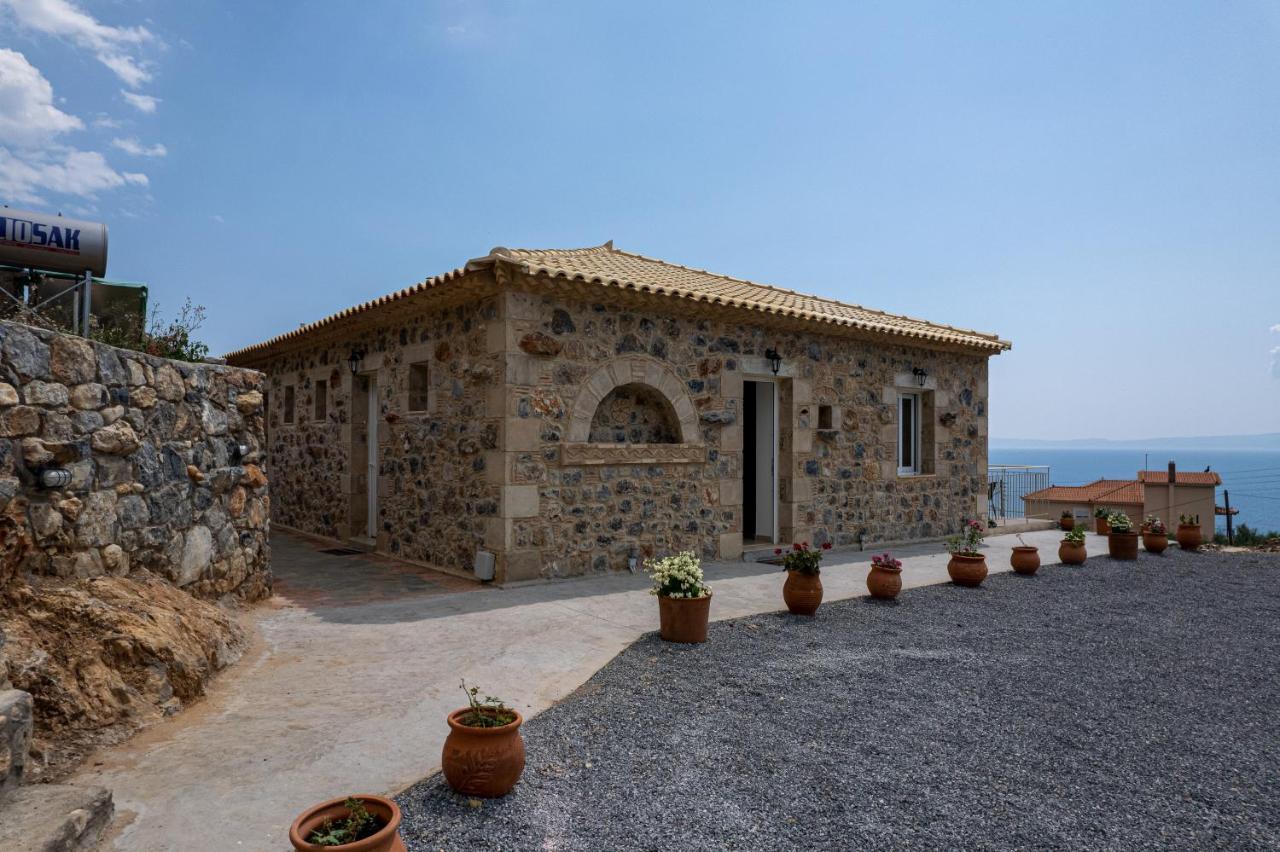 Lithino Rooms Kalamata Bagian luar foto