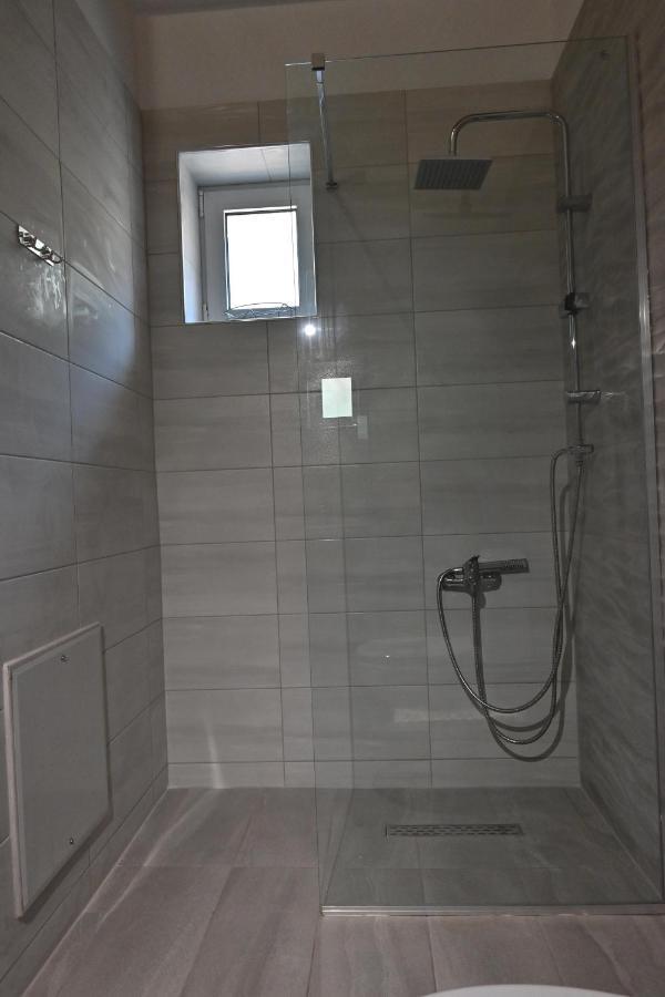 Lithino Rooms Kalamata Bagian luar foto