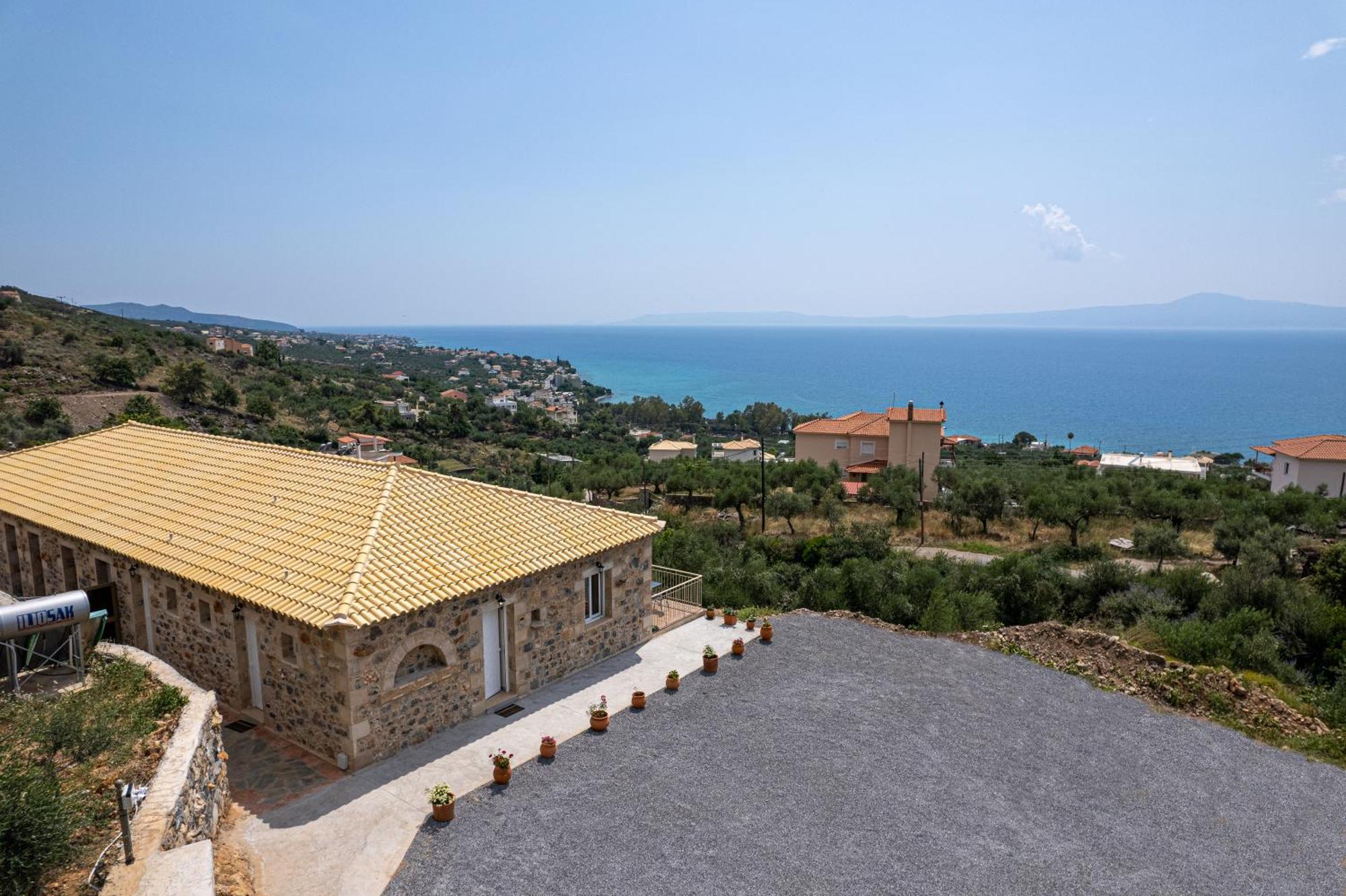 Lithino Rooms Kalamata Bagian luar foto