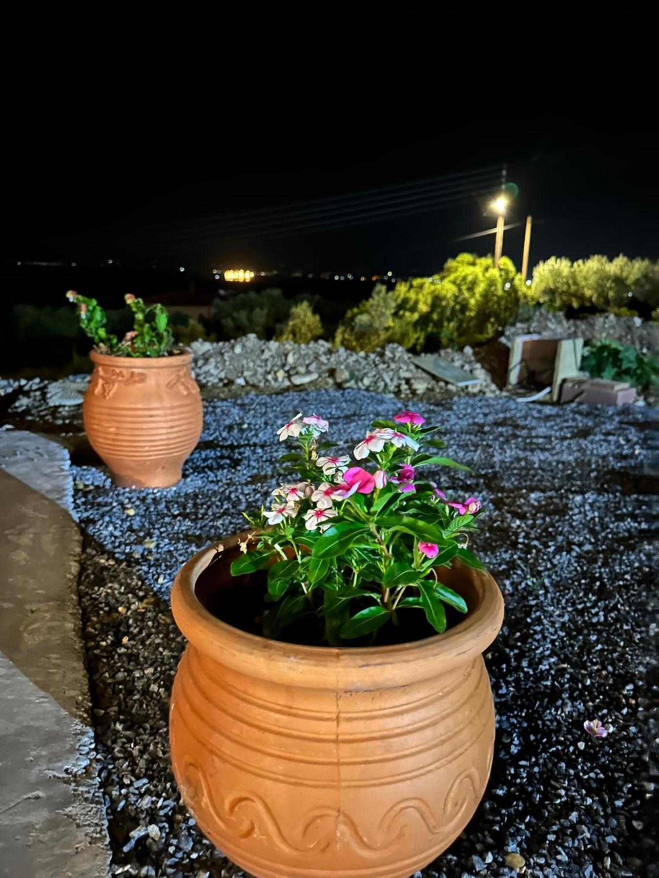 Lithino Rooms Kalamata Bagian luar foto